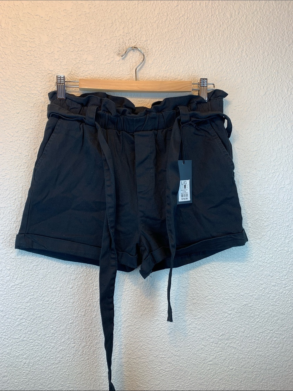 Streetwear Society black paper bag short sz L NWT preppy girly summer career